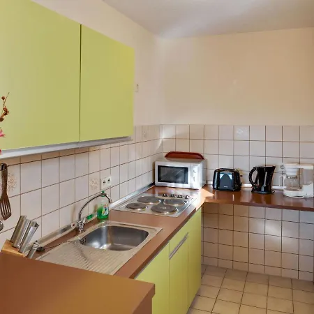Charming Holiday In With Terrace Ferienhaus