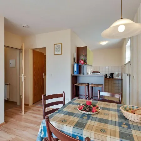 Charming Holiday In With Terrace Ferienhaus *